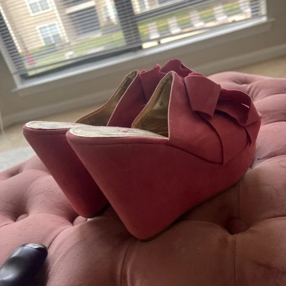 Pink Ribbon - Picture 3 of 4